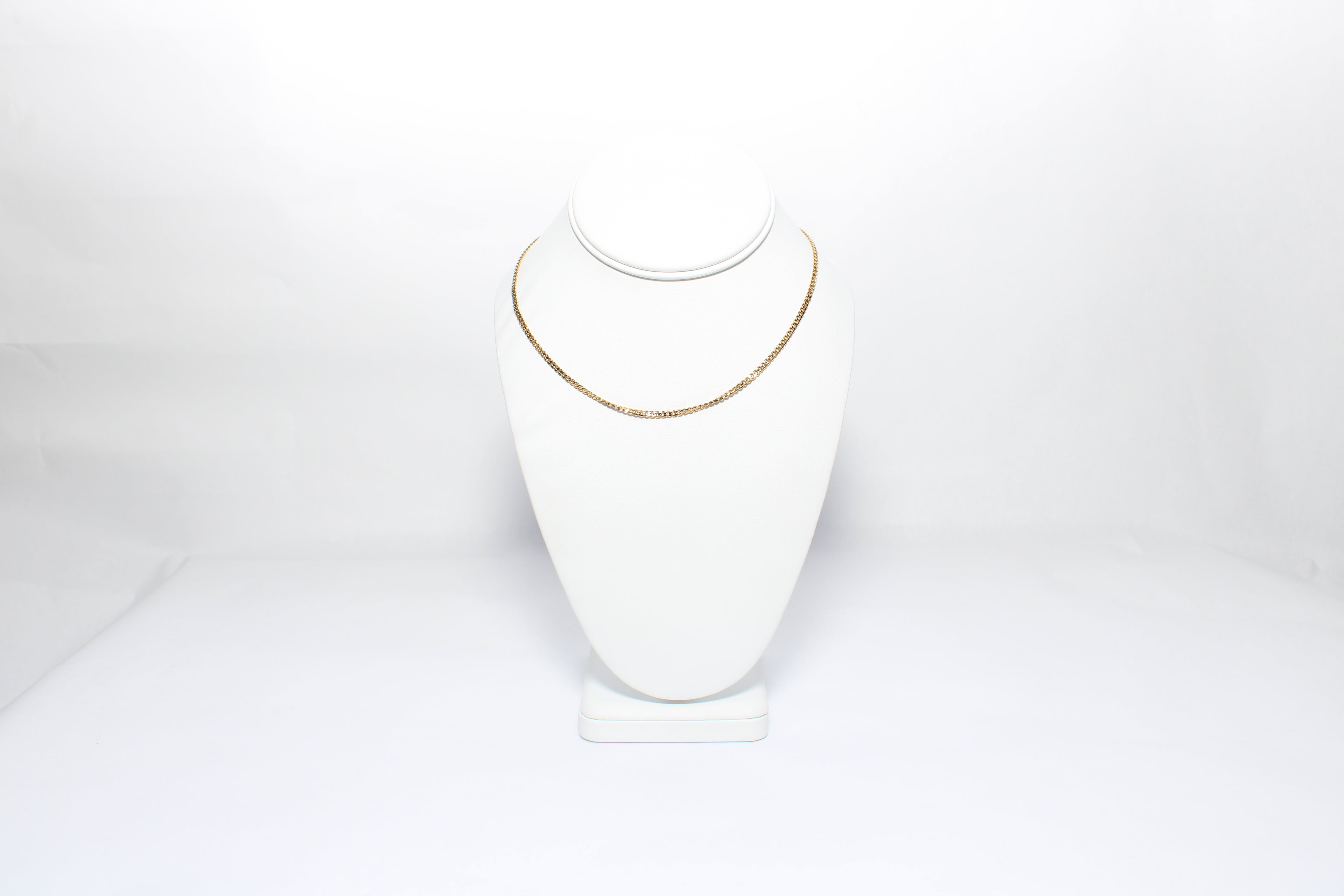 Pure Elegance | 18K Gold-Filled Minimalist Chain | Stainless Steel