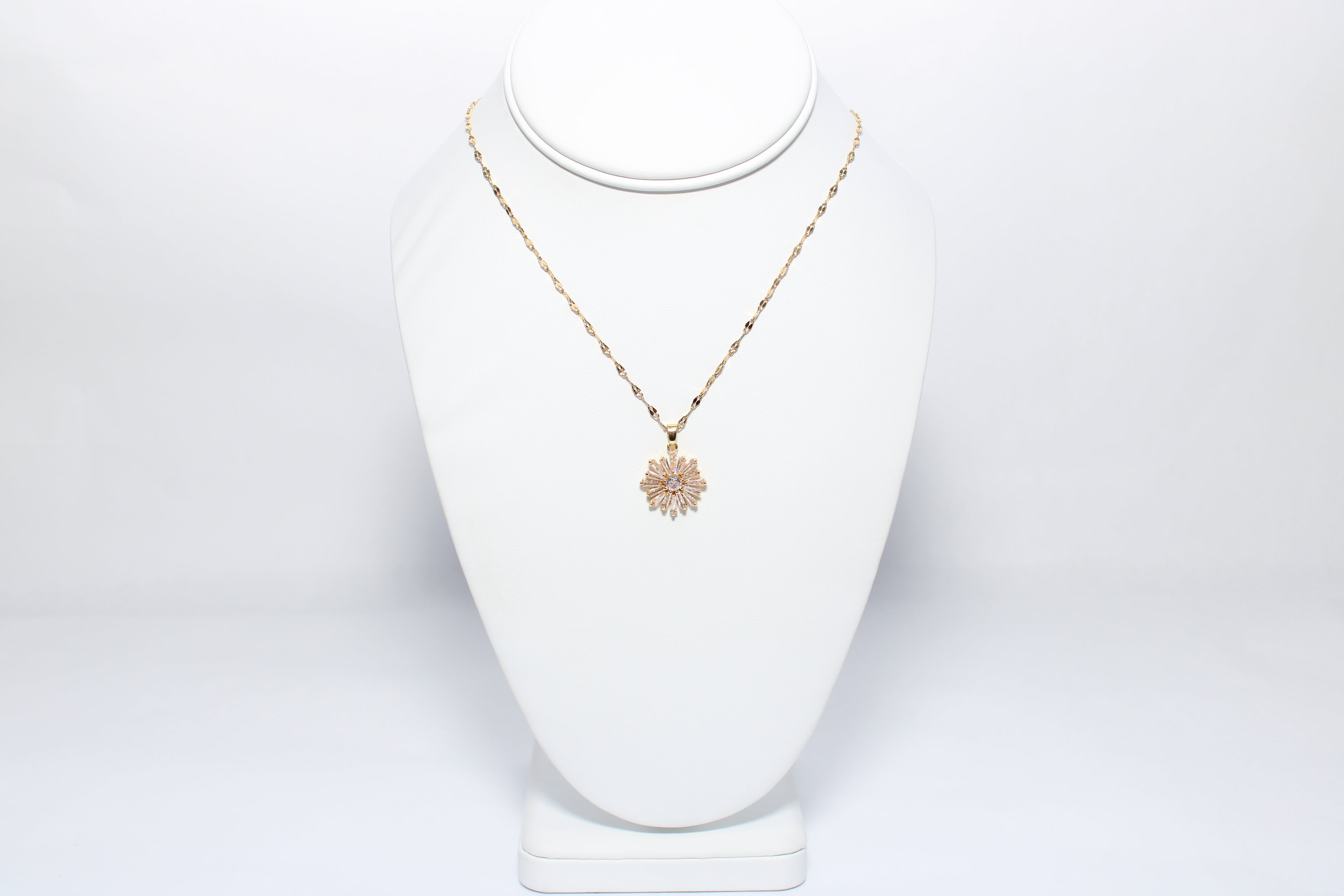 Radiant Crown | 18K Gold-Filled Starburst Pendant Necklace | Stainless Steel