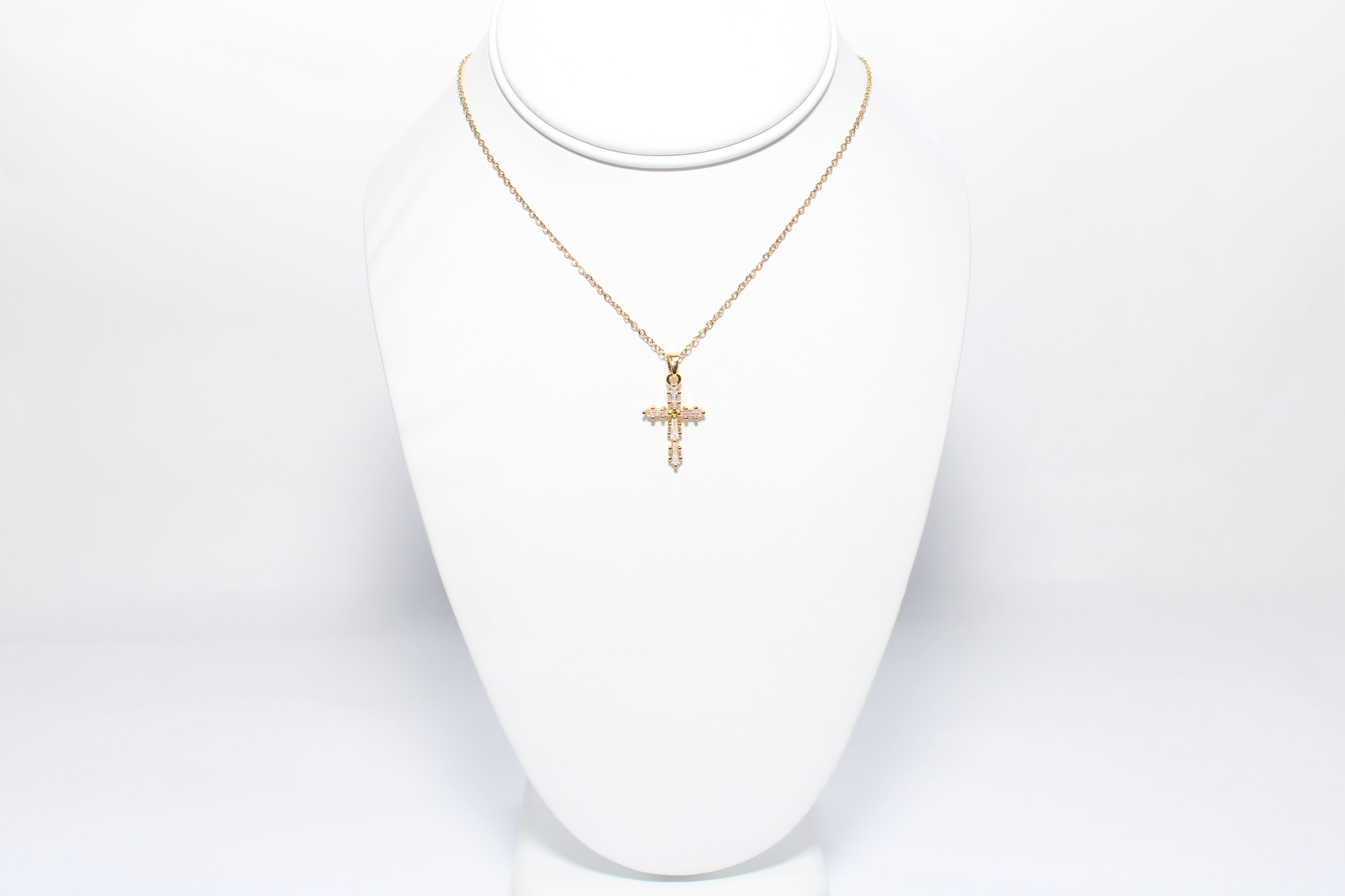 Twilight Charm | 18K Gold-Filled Cross Necklace | Stainless Steel