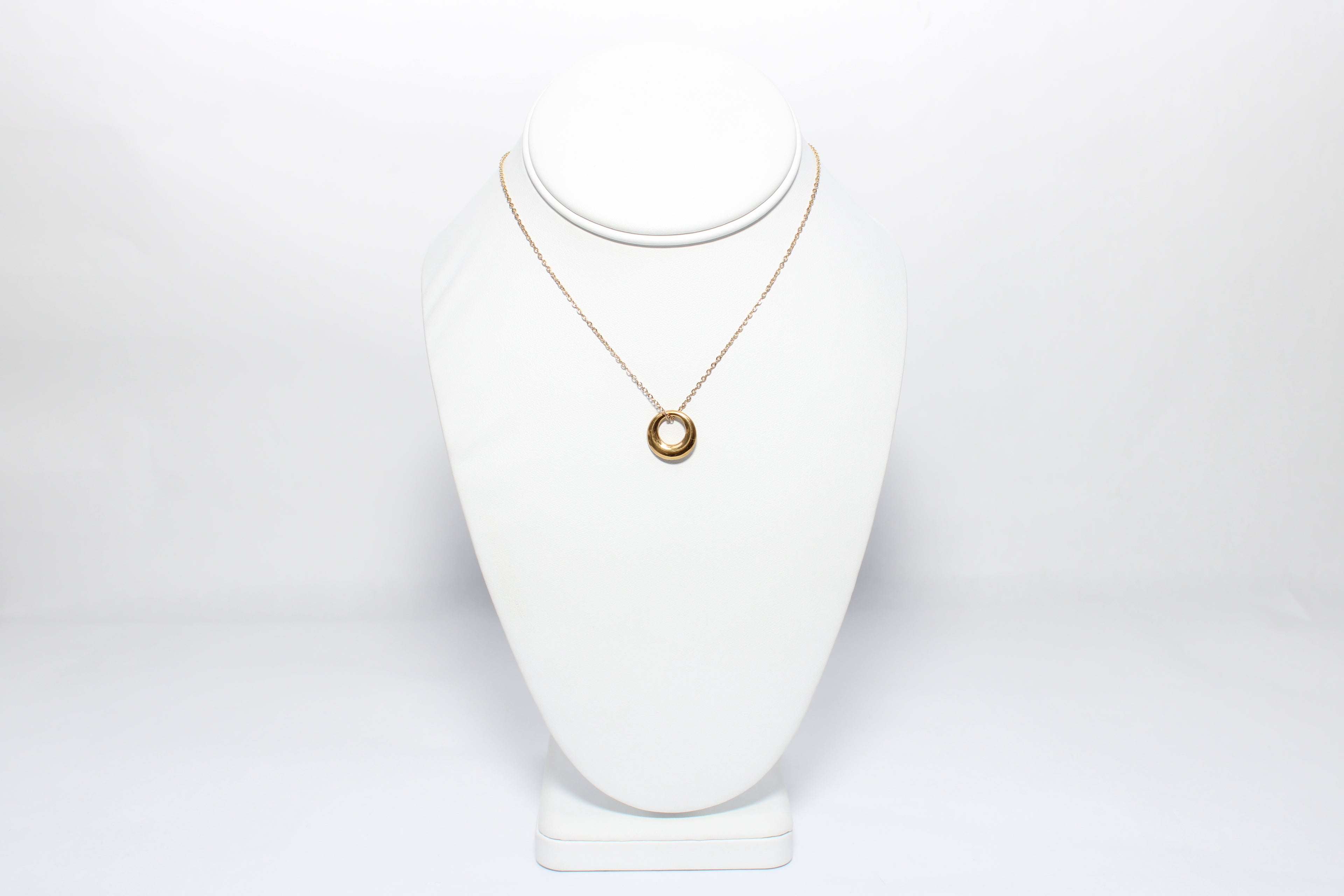Aurora Bliss | 18K Gold-Filled Heart Necklace | Stainless Steel
