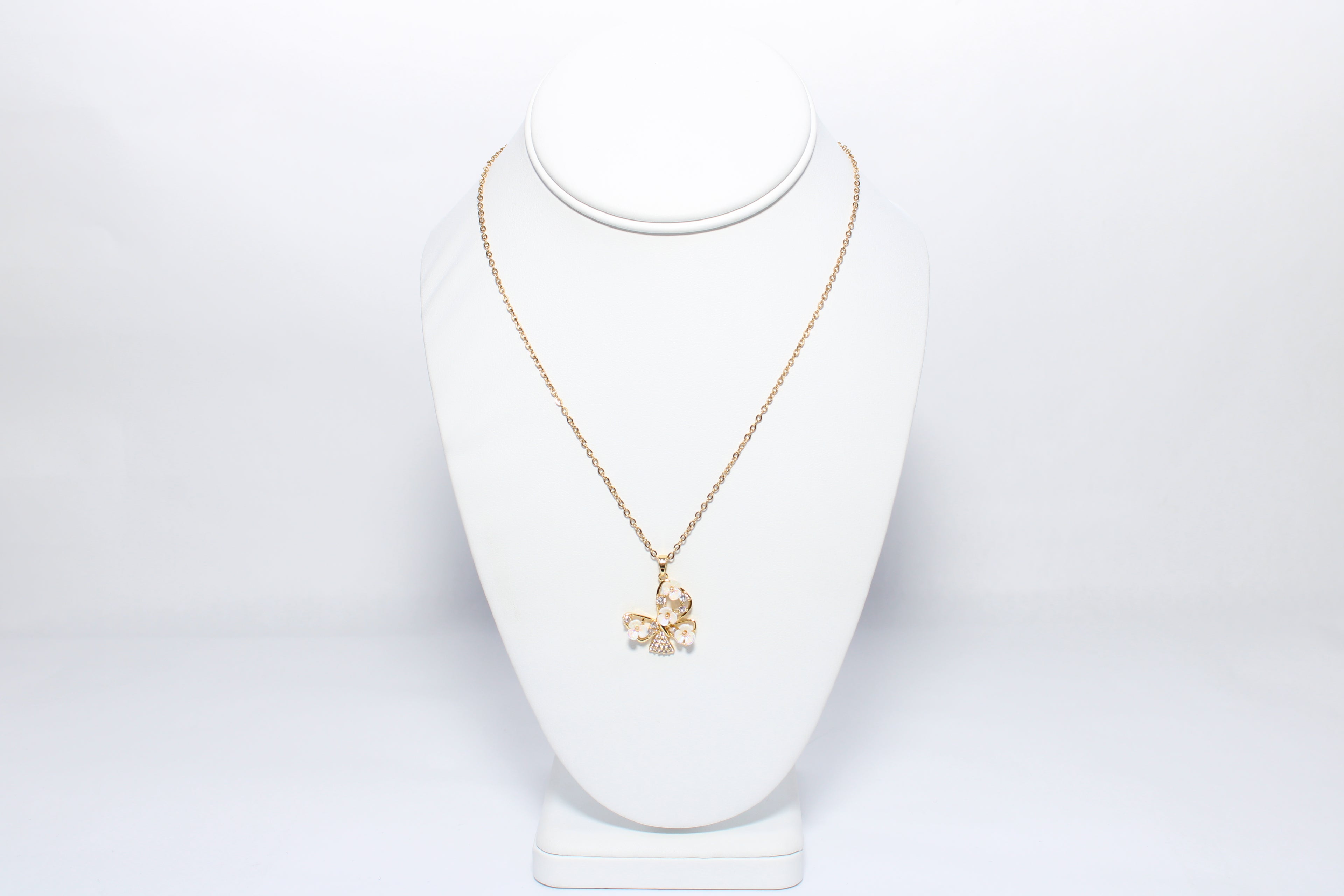 Aurora Echo | 18K Gold-Filled Floral Pendant Necklace | Stainless Steel