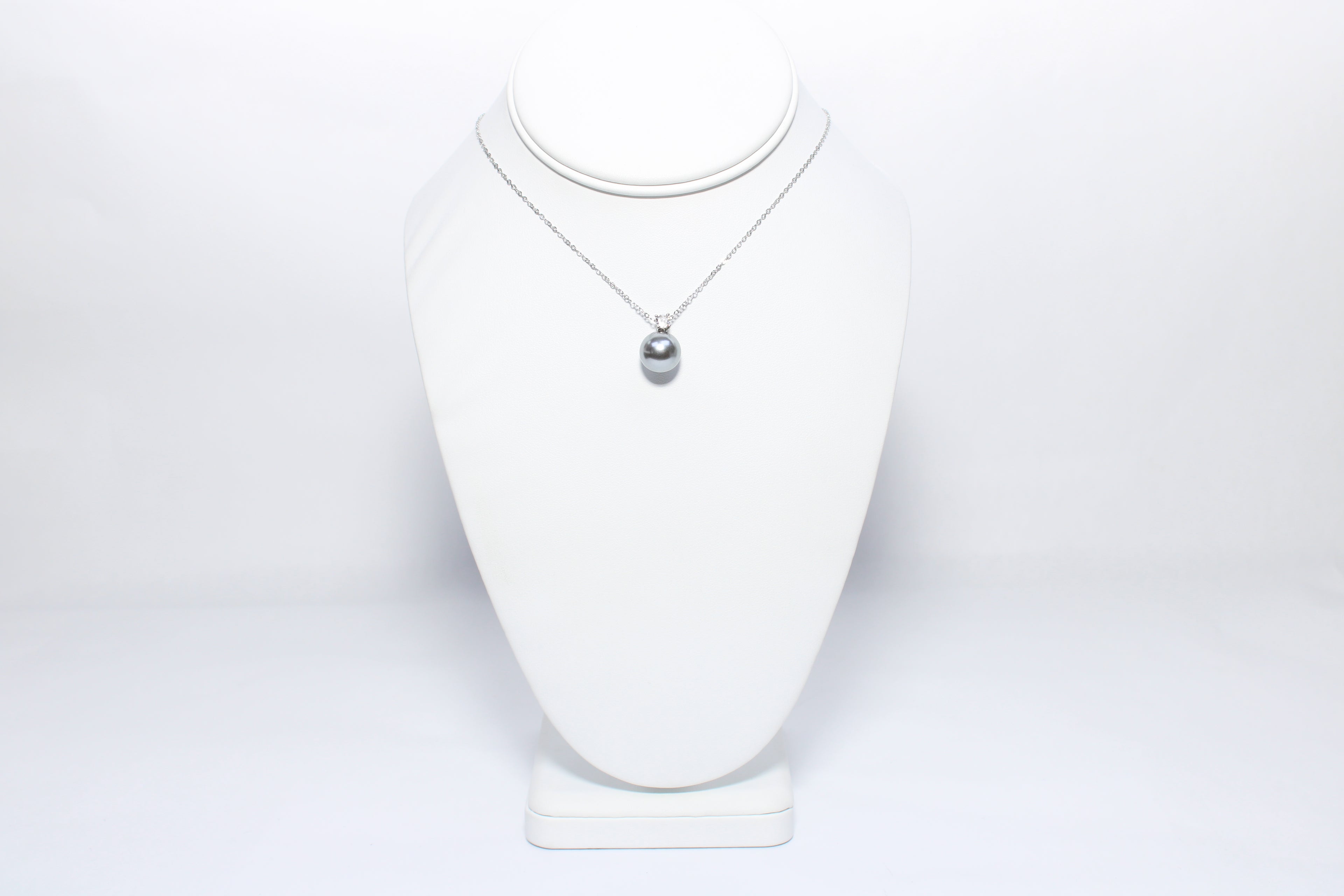 Urban Glow | 18K Gold-Filled Pearl Drop Necklace | Stainless Steel