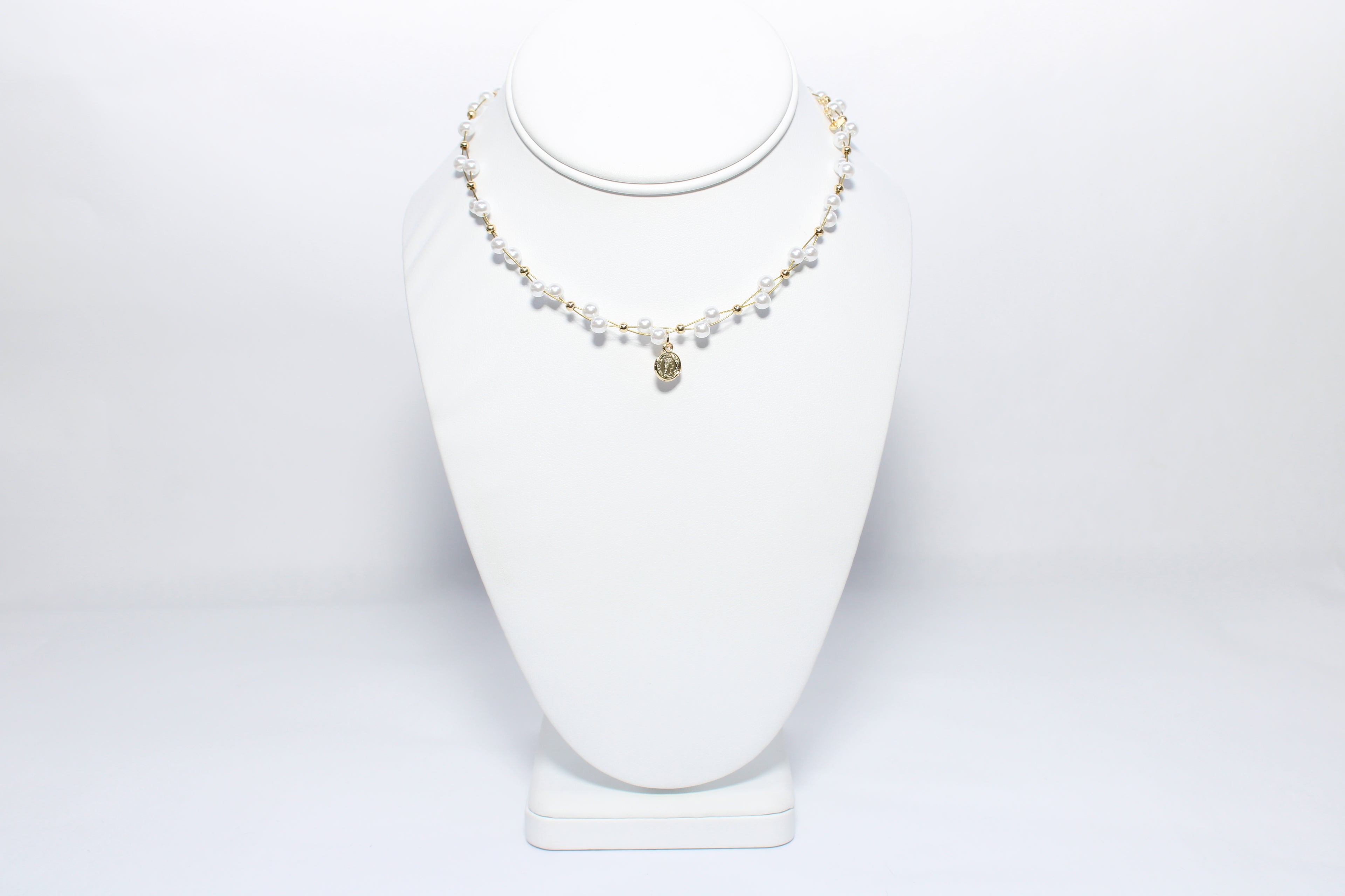 Glow Stream | 18K Gold-Filled Pearl Charm Necklace | Stainless Steel