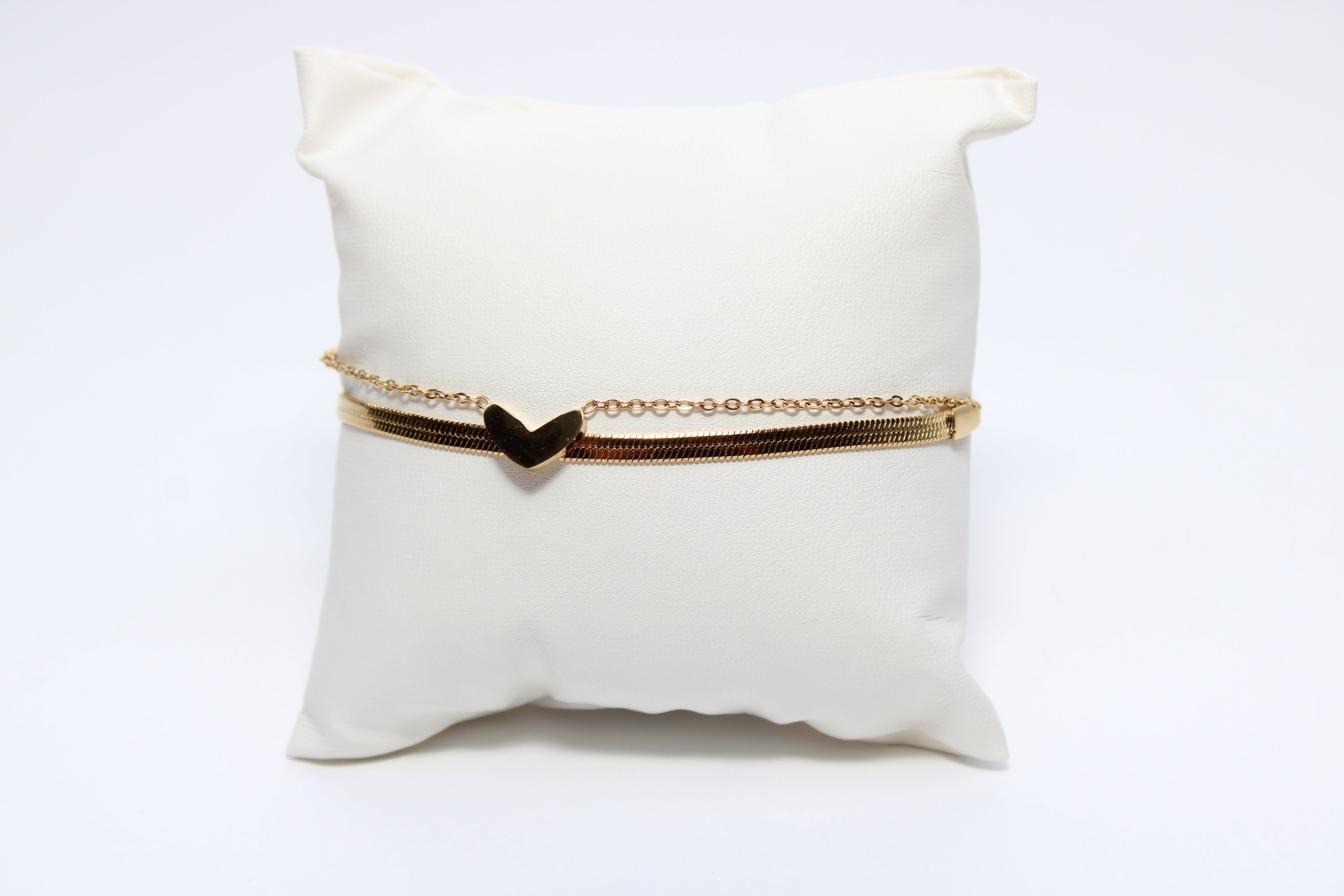 Golden Aura | 18K Gold-Filled Heart Bracelet | Stainless Steel