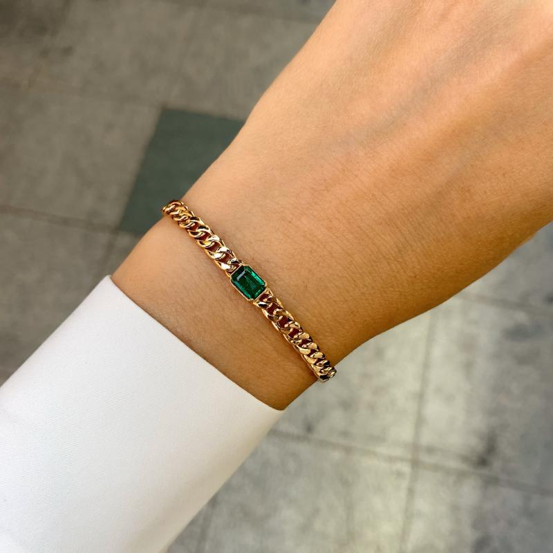 Velvet Charm | 18K Gold-Filled Green Gem Chain Bracelet | Stainless Steel
